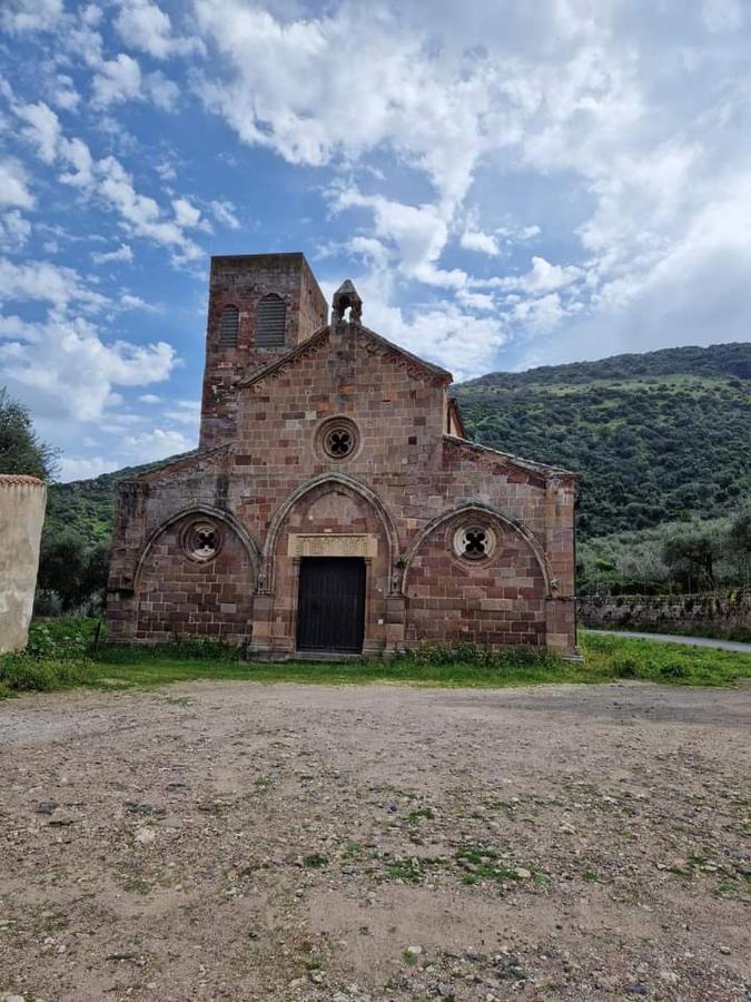 Le Camelie Appartamento Bosa Exterior photo